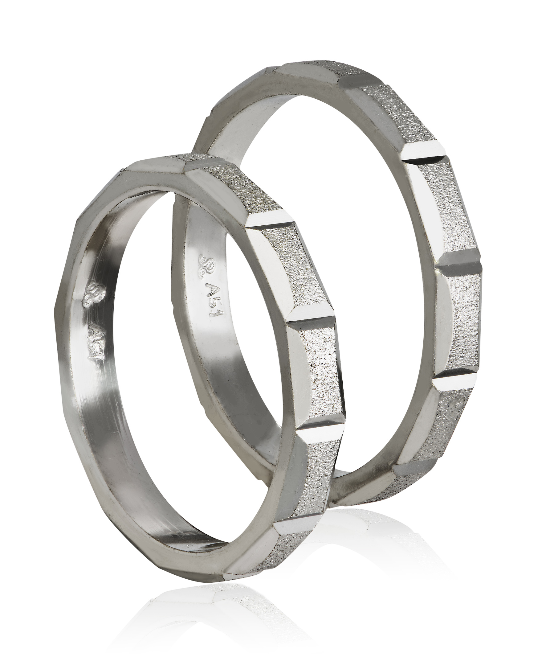 Βέρες γάμου απο ματ λευκόχρυσο 3mm. 